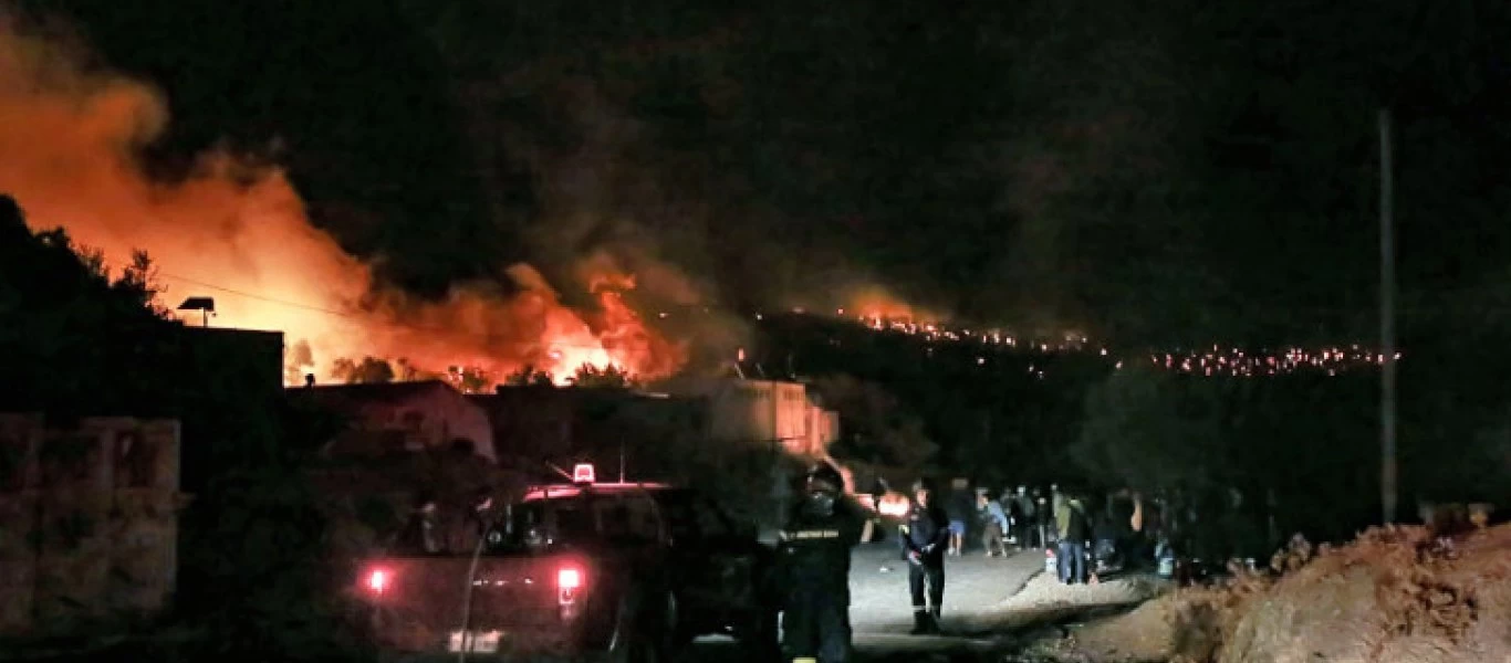 Εμπρησμοί στη Μόρια από παράνομους μετανάστες (βίντεο)